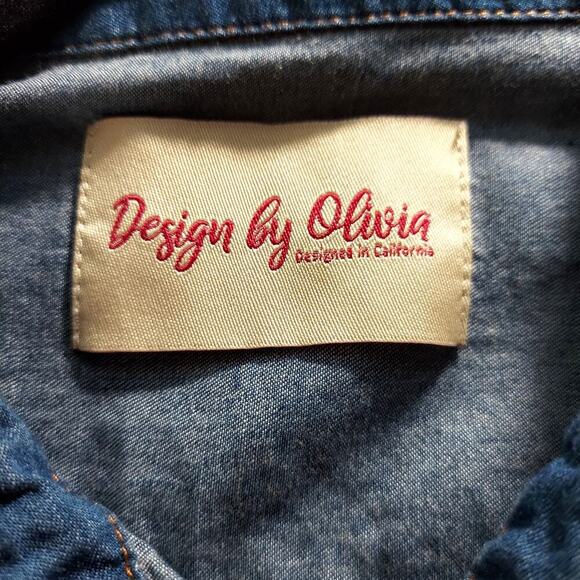 Design by Olivia Women's Classic Short Sleeve Button Down Denim Chambray Shirt - Picture 7 of 9